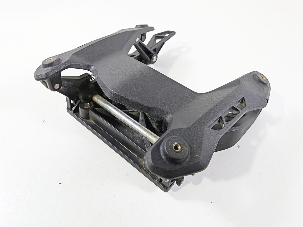 2023 BMW F850GS K81 Windshield Holder Carrier Stay Mount 46638562228 46638522882 {{ shop.shopifyCountryName }} - Mototech271