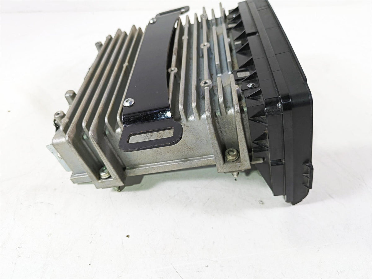 2017 Harley Touring FLTRXS Road Glide Radio Amp Boom Box 6.5GT -Read 76000076B {{ shop.shopifyCountryName }} - Mototech271