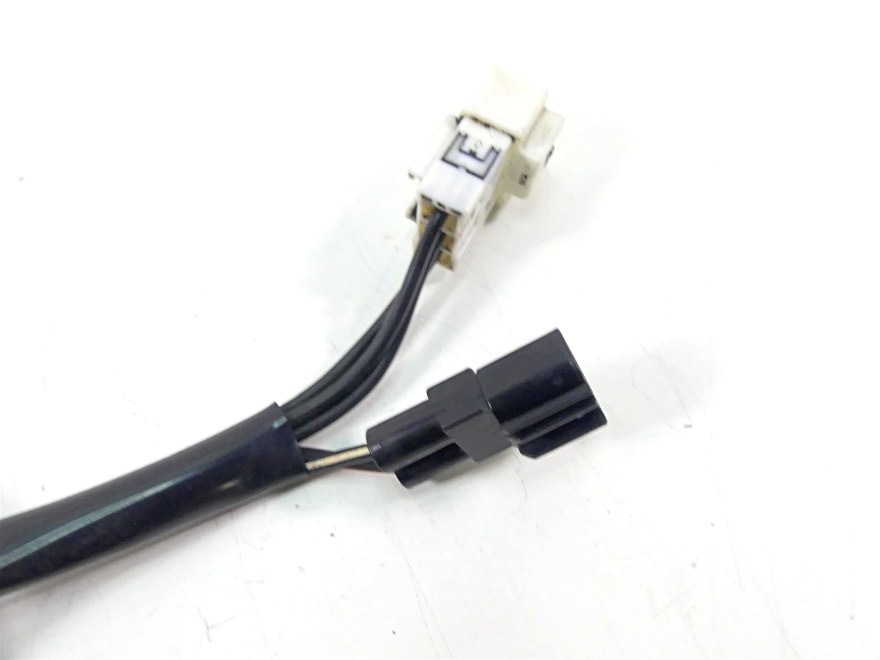 2008 Suzuki M109R VZR1800 Rectifier Voltage Regulator 32800-10G10 {{ shop.shopifyCountryName }} - Mototech271