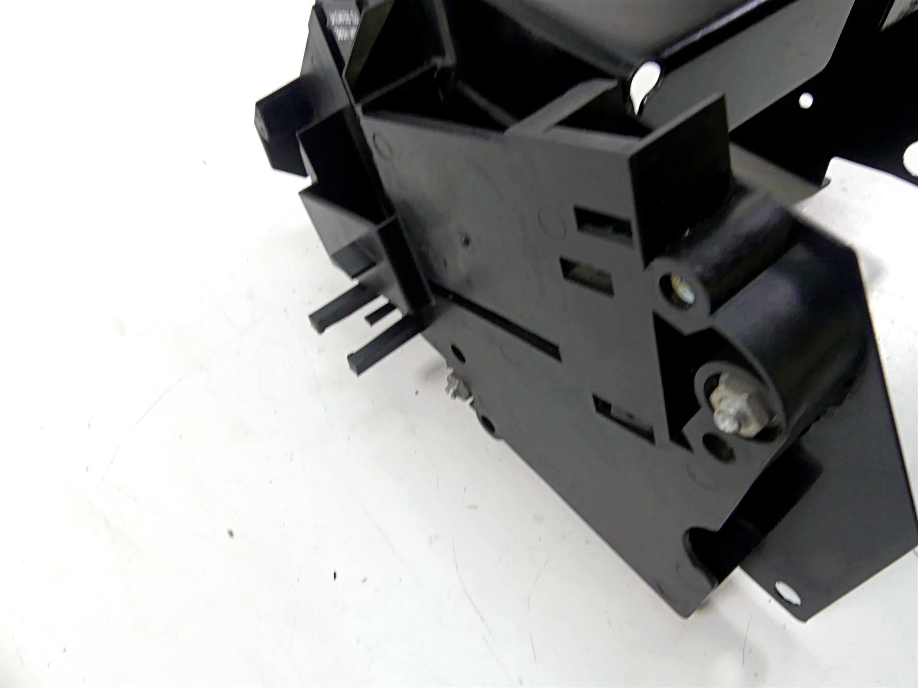 2007 Harley Touring FLHRC Road King Battery Box Tray Stay Holder 66281-02A {{ shop.shopifyCountryName }} - Mototech271