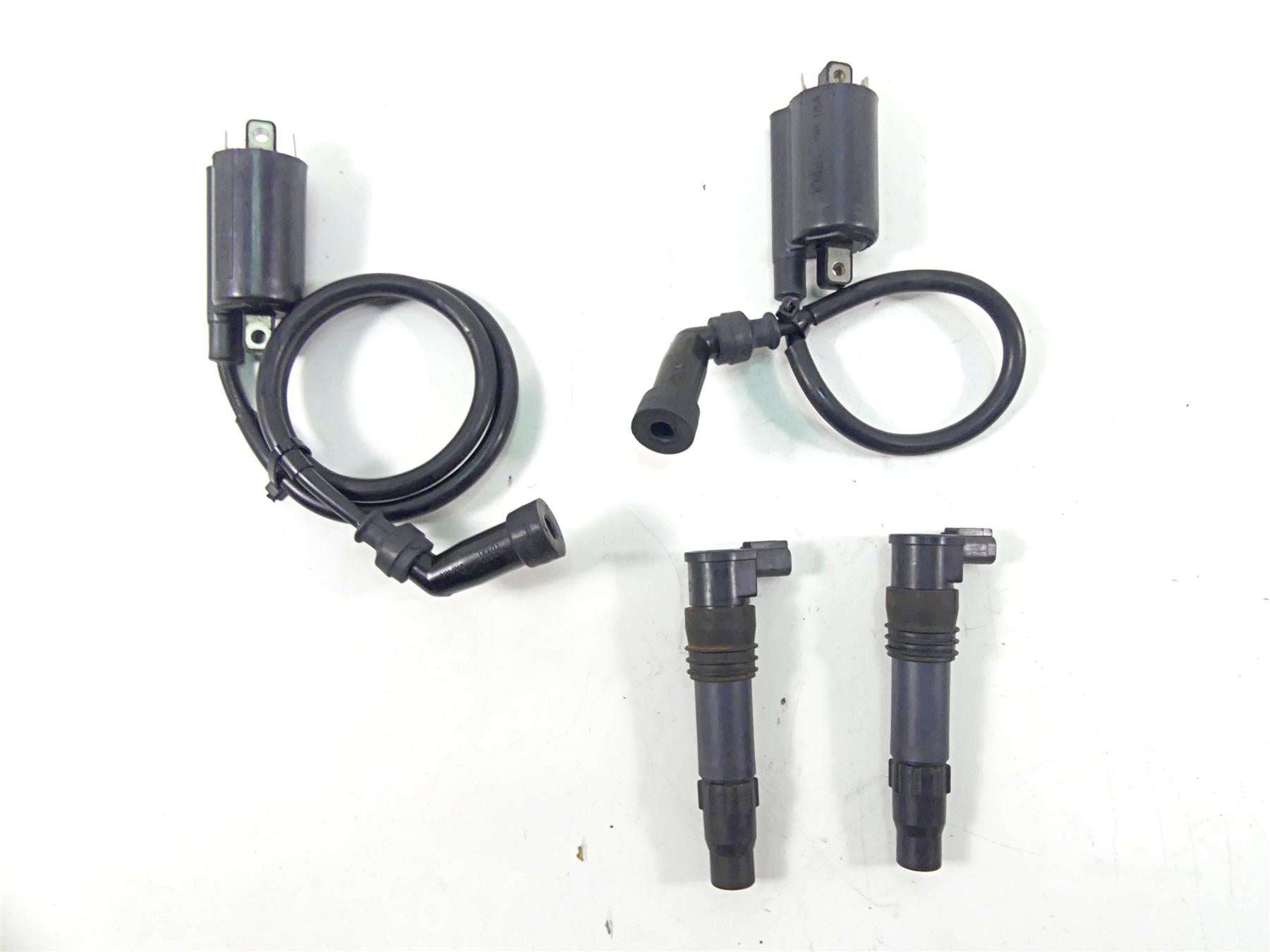 2008 Suzuki M109R VZR1800 Denso Ignition Coil Stick Coils Set 33410-38A20 {{ shop.shopifyCountryName }} - Mototech271