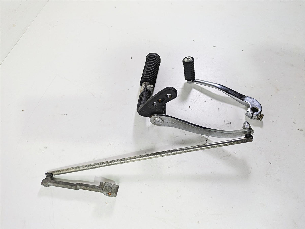 2015 Harley FXDF Dyna Fat Bob Front Left Fw Footpeg & Shifter 33693-03 34564-90B {{ shop.shopifyCountryName }} - Mototech271