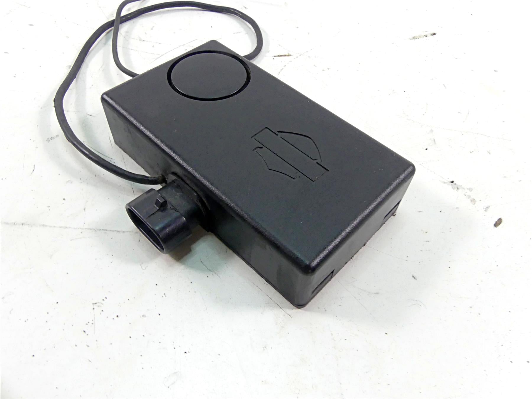 2008 Harley Touring FLHX Street Glide Siren Security Alarm Box Module 69000124 {{ shop.shopifyCountryName }} - Mototech271