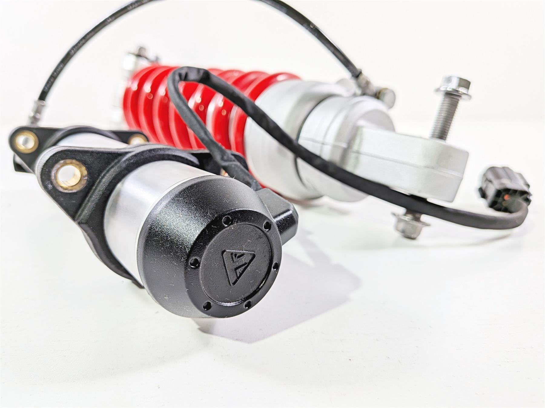 2022 Triumph Tiger 900 GT Pro Rear Marzocchi Suspension Shock Damper T2057764 {{ shop.shopifyCountryName }} - Mototech271