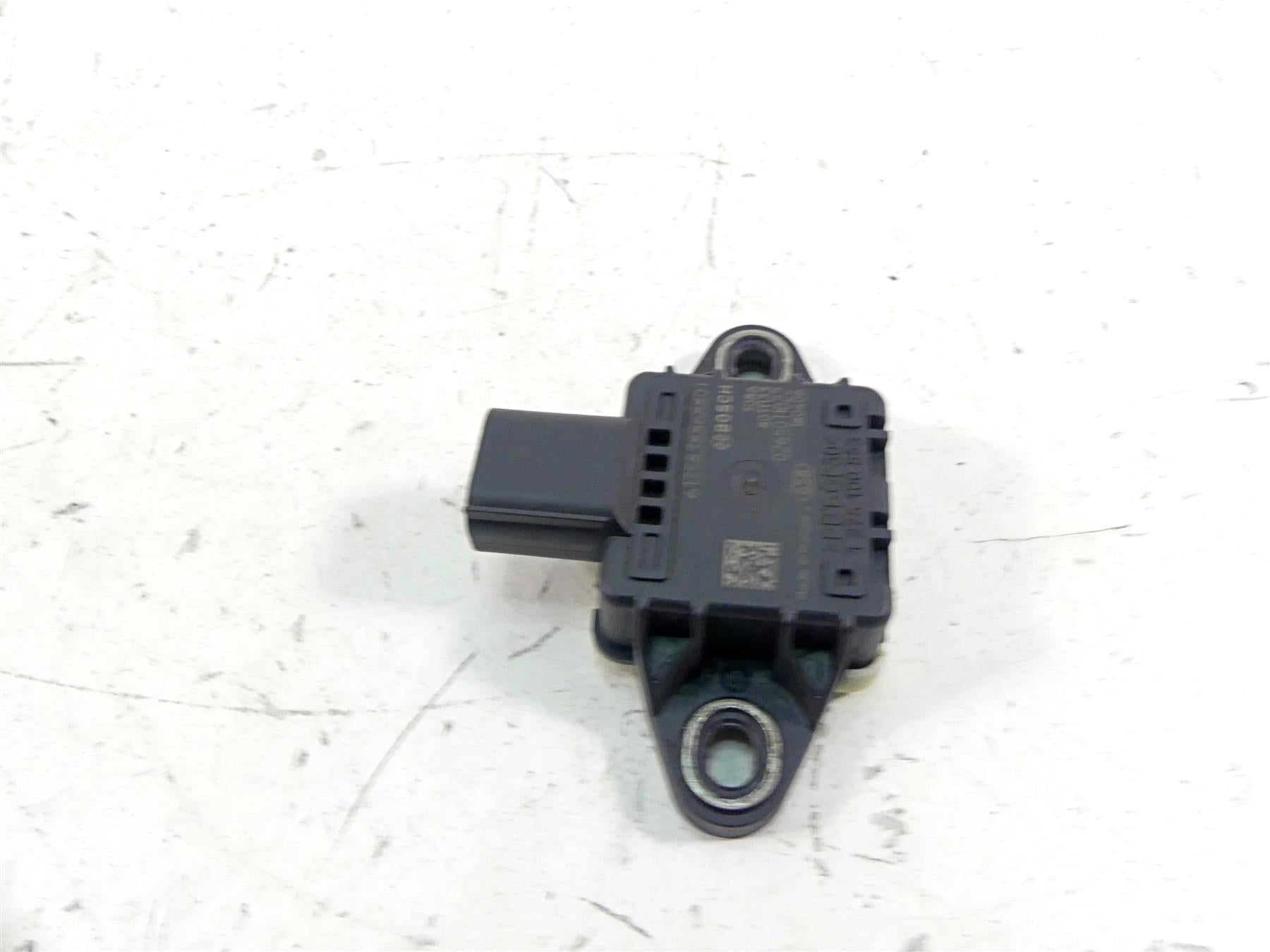 2018 BMW S1000RR K46 Bosch Speed Sensor Drehratensensor 61358546524 61358388688 {{ shop.shopifyCountryName }} - Mototech271