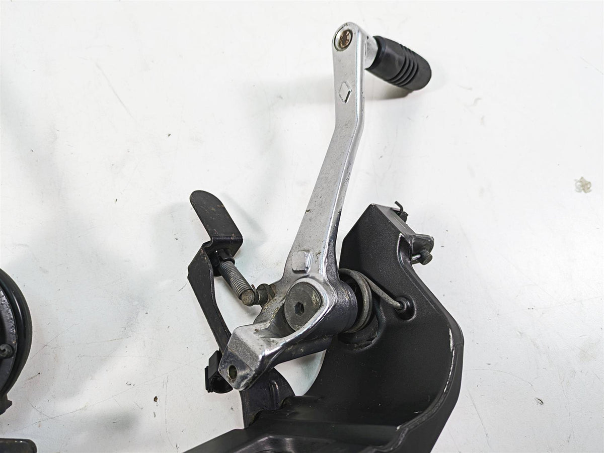 2009 Yamaha XV1900 Raider Front Left Right Footpeg Mount & Pedal Set 5C7-27420 {{ shop.shopifyCountryName }} - Mototech271