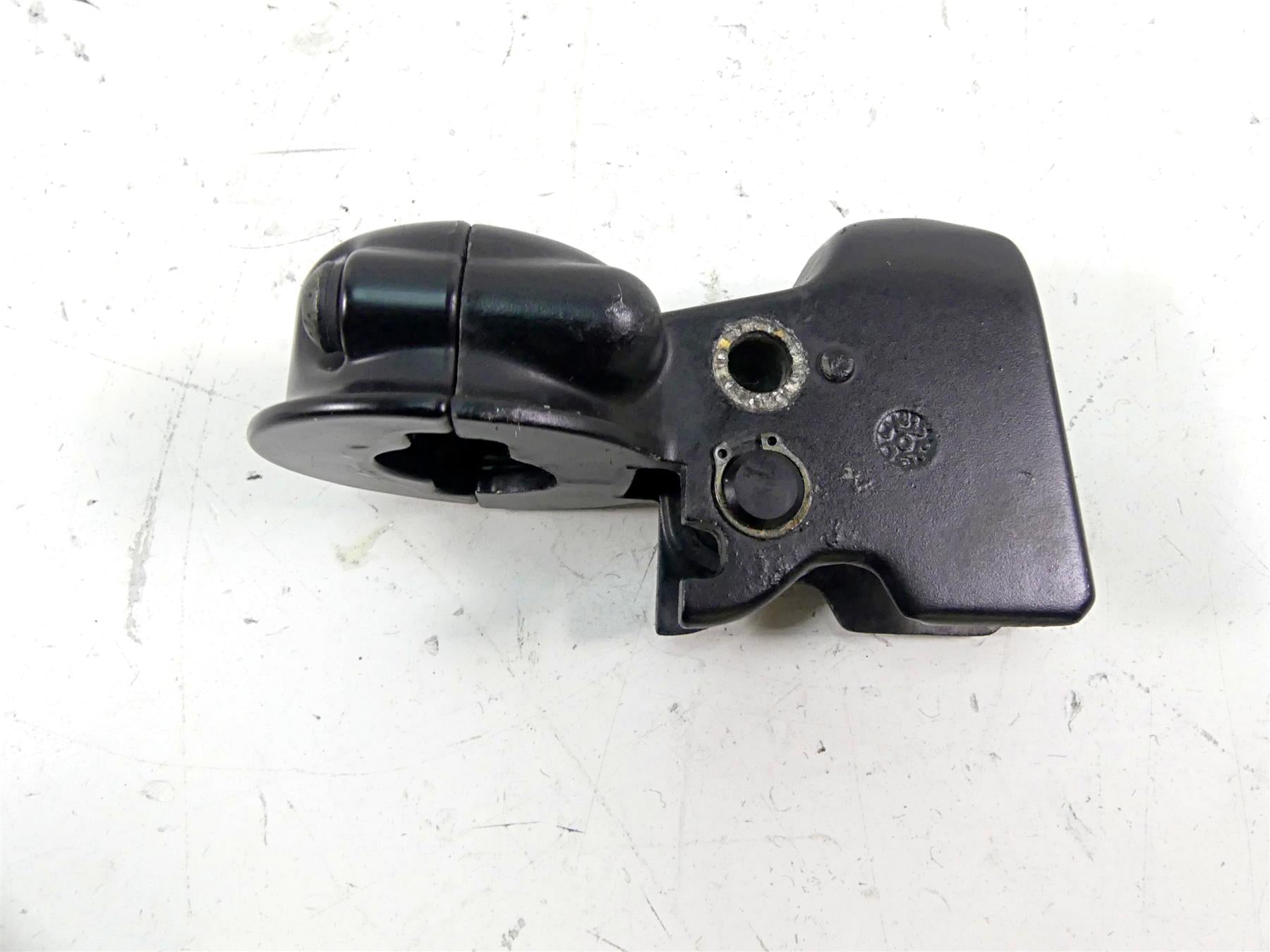 2011 Harley Touring FLTRX Road Glide Clutch Perch 38700-08A {{ shop.shopifyCountryName }} - Mototech271