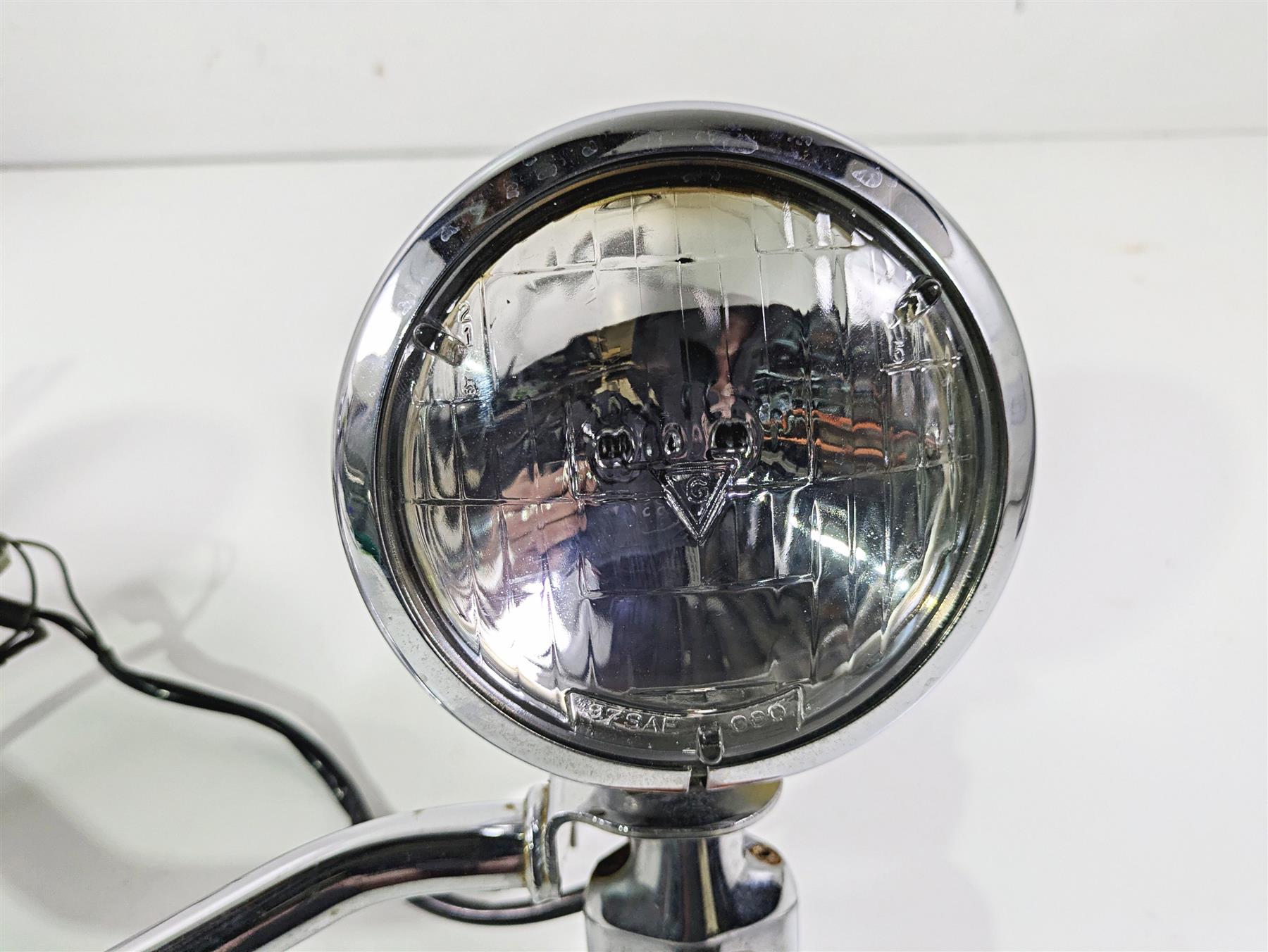 2005 Harley Touring FLHRI Road King Front Spot Blinker Light 68712-94A {{ shop.shopifyCountryName }} - Mototech271