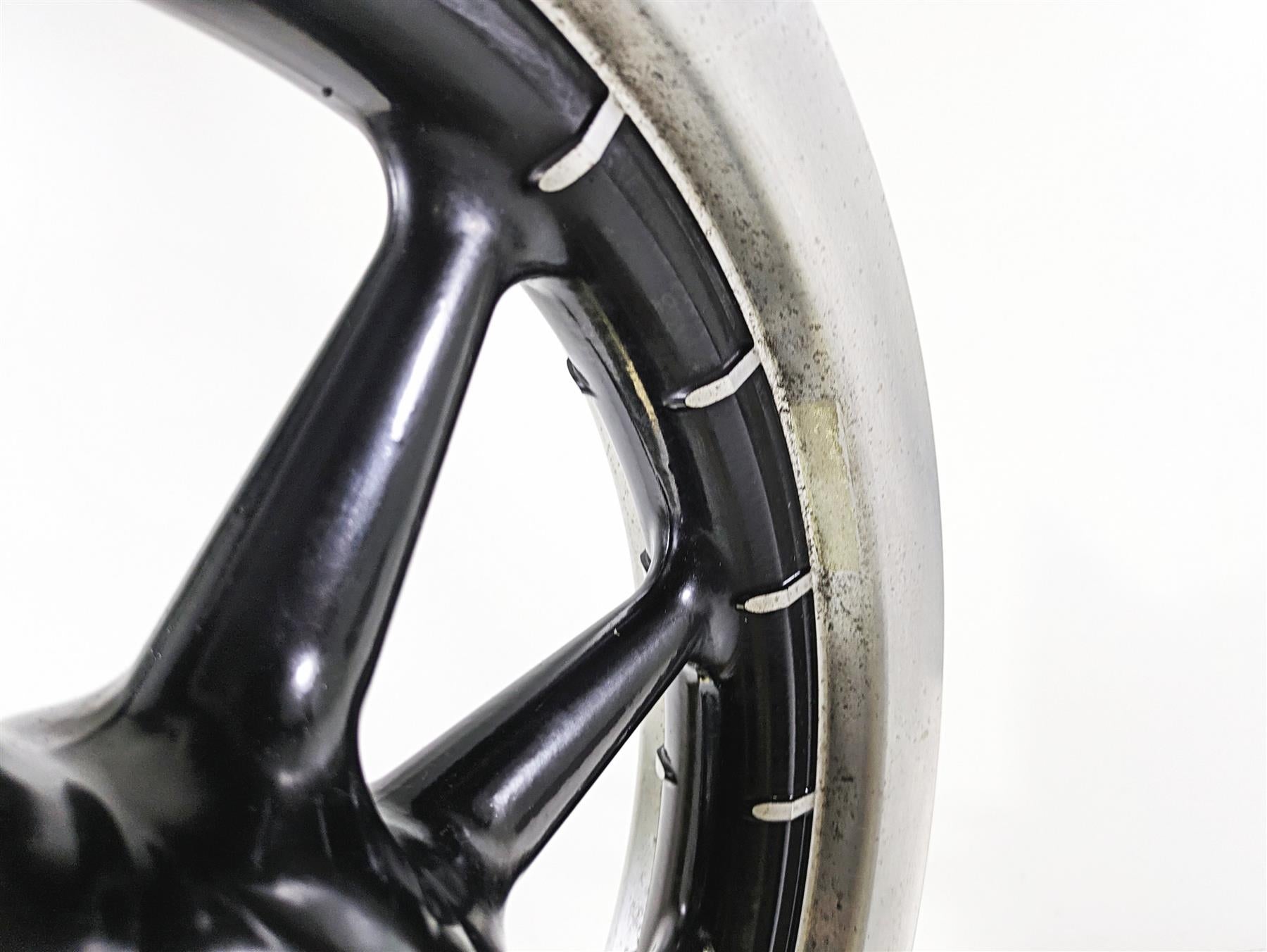 2008 Harley Touring FLHTCU E-Glide 105TH Front Wheel Rim 9 Spoke 16x3 41085-08 {{ shop.shopifyCountryName }} - Mototech271