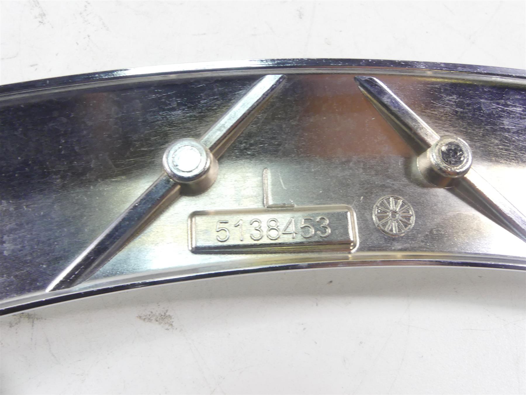 2016 Indian Chief Dark Horse Rear Fender Chrome Struts 5138454 5138453 {{ shop.shopifyCountryName }} - Mototech271