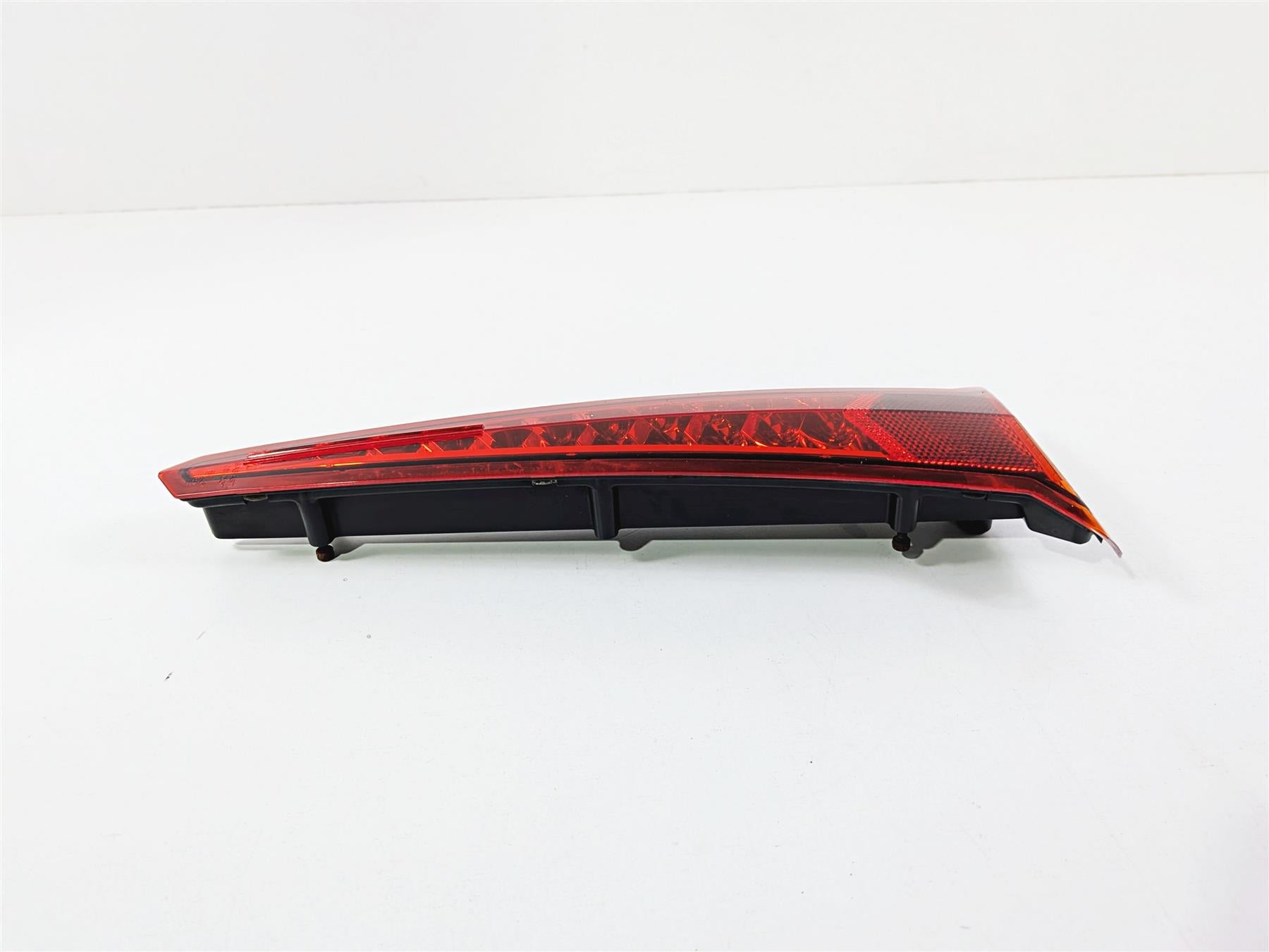 2016 Victory Cross Country Rear Taillight Tail Light Lamp 2411623 {{ shop.shopifyCountryName }} - Mototech271