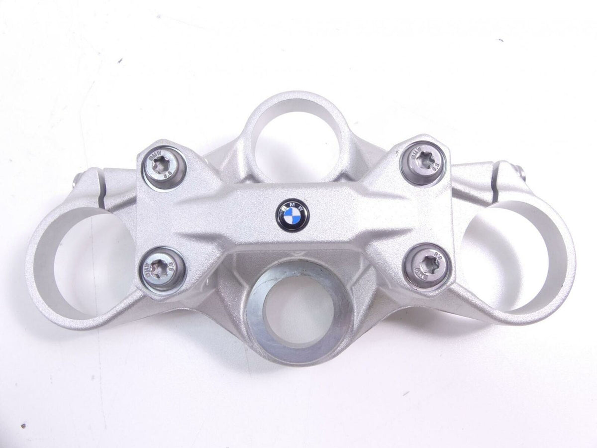 2020 BMW F900 R F900R K83 Upper Triple Tree Steering Clamp Risers 8404205 {{ shop.shopifyCountryName }} - Mototech271