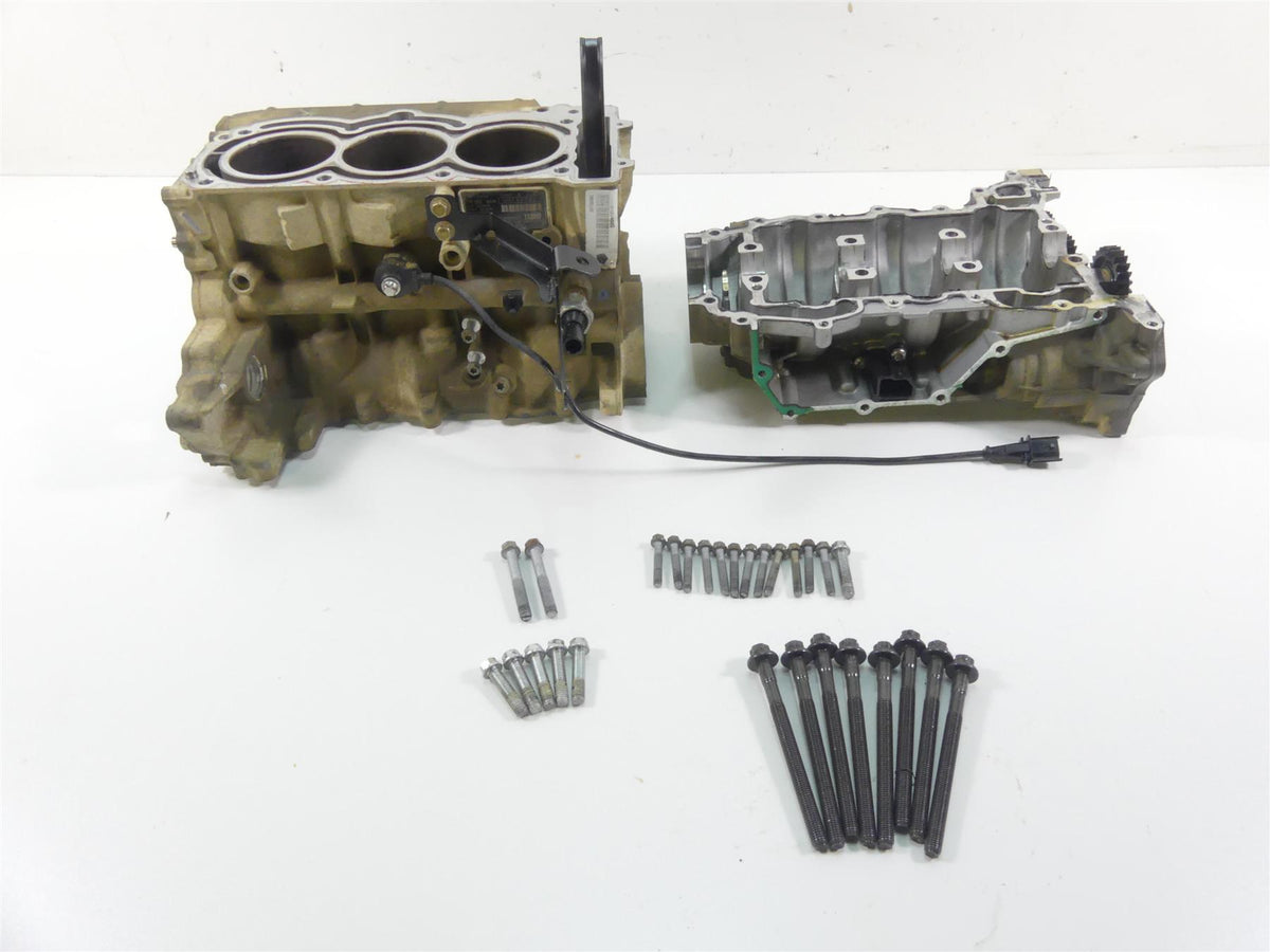 2018 Can Am Maverick X3 Turbo STD Crankcase Crank Engine Case Set 420893001 {{ shop.shopifyCountryName }} - Mototech271