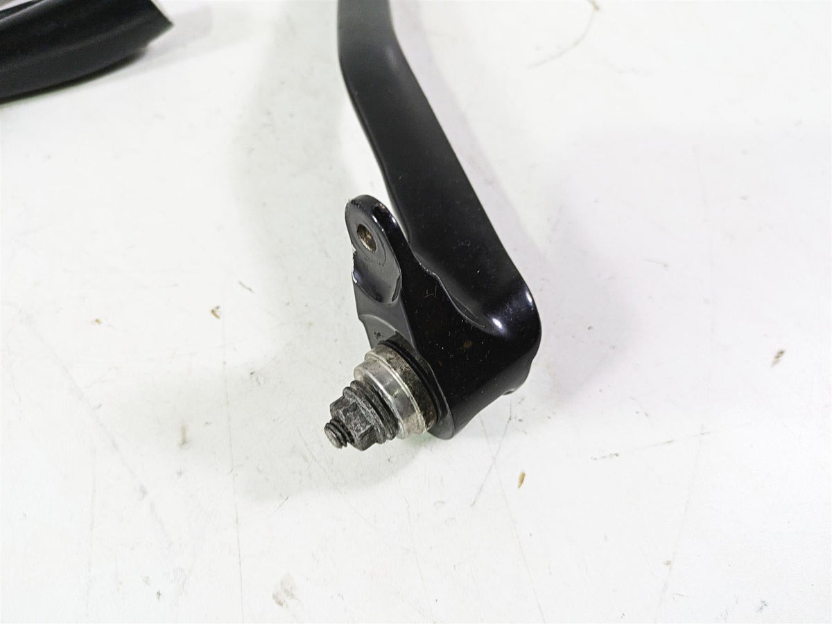 2018 Harley Softail FXFBS Fat Bob Right Rider Footpeg & Brake Pedal 50500746 {{ shop.shopifyCountryName }} - Mototech271