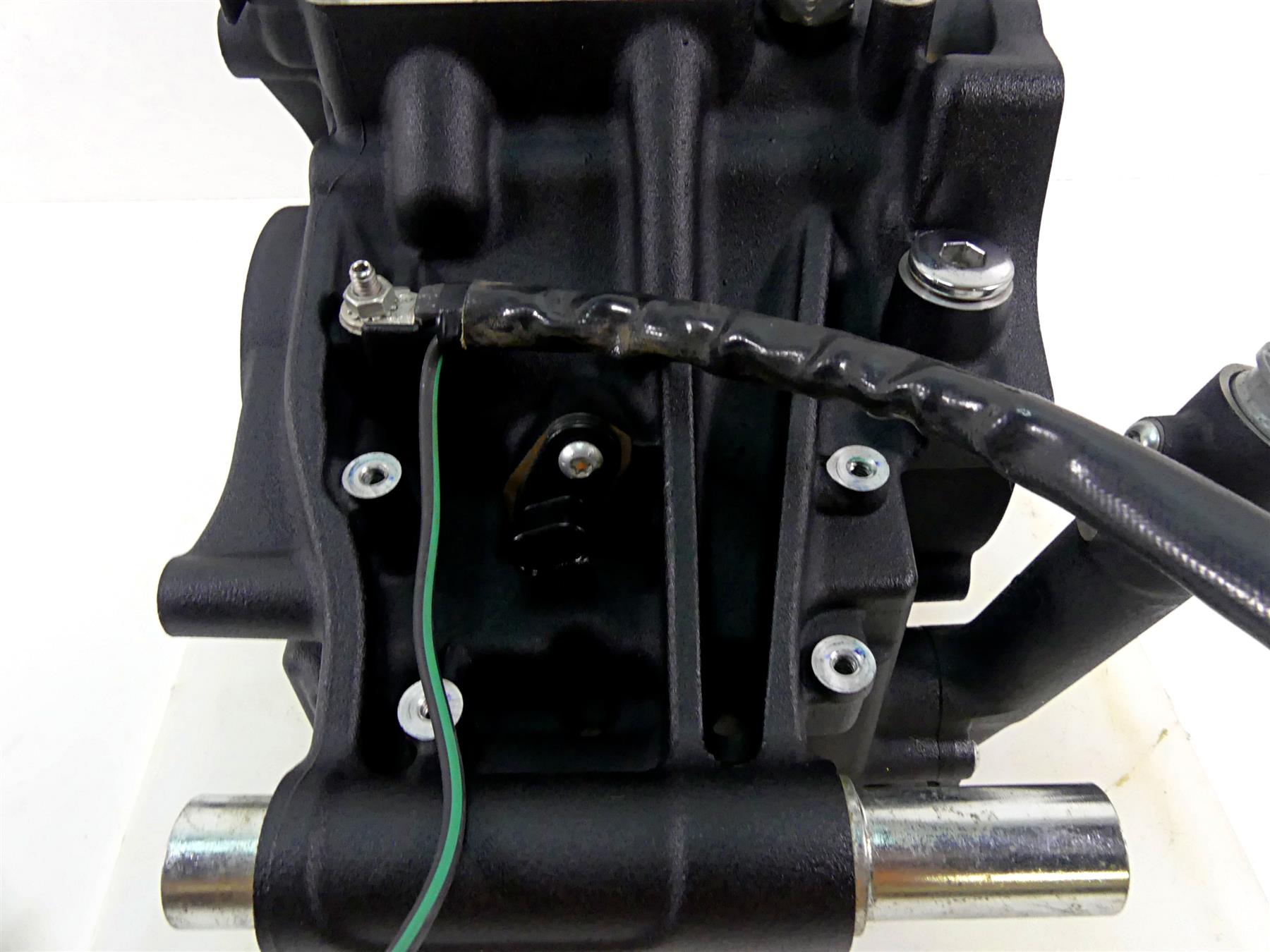 2020 Harley Softail FXST Standard Transmission Gear Box Case Housing M8 34700176 {{ shop.shopifyCountryName }} - Mototech271