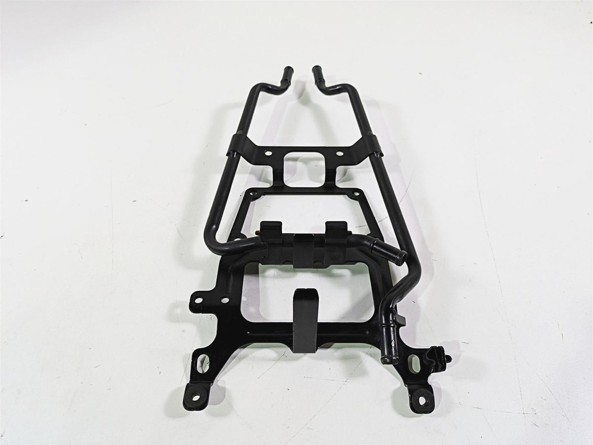 2017 Harley Touring FLHTKSE CVO E-Glide Coolant Crossover Hose Mount 12700091A {{ shop.shopifyCountryName }} - Mototech271