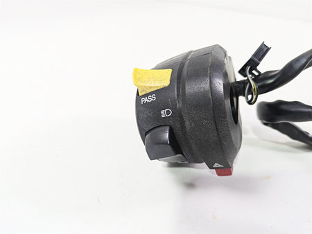 2006 Suzuki GSXR1000 K6 Left Hand Light Control Switch 37400-29G10 37400-29G12 {{ shop.shopifyCountryName }} - Mototech271