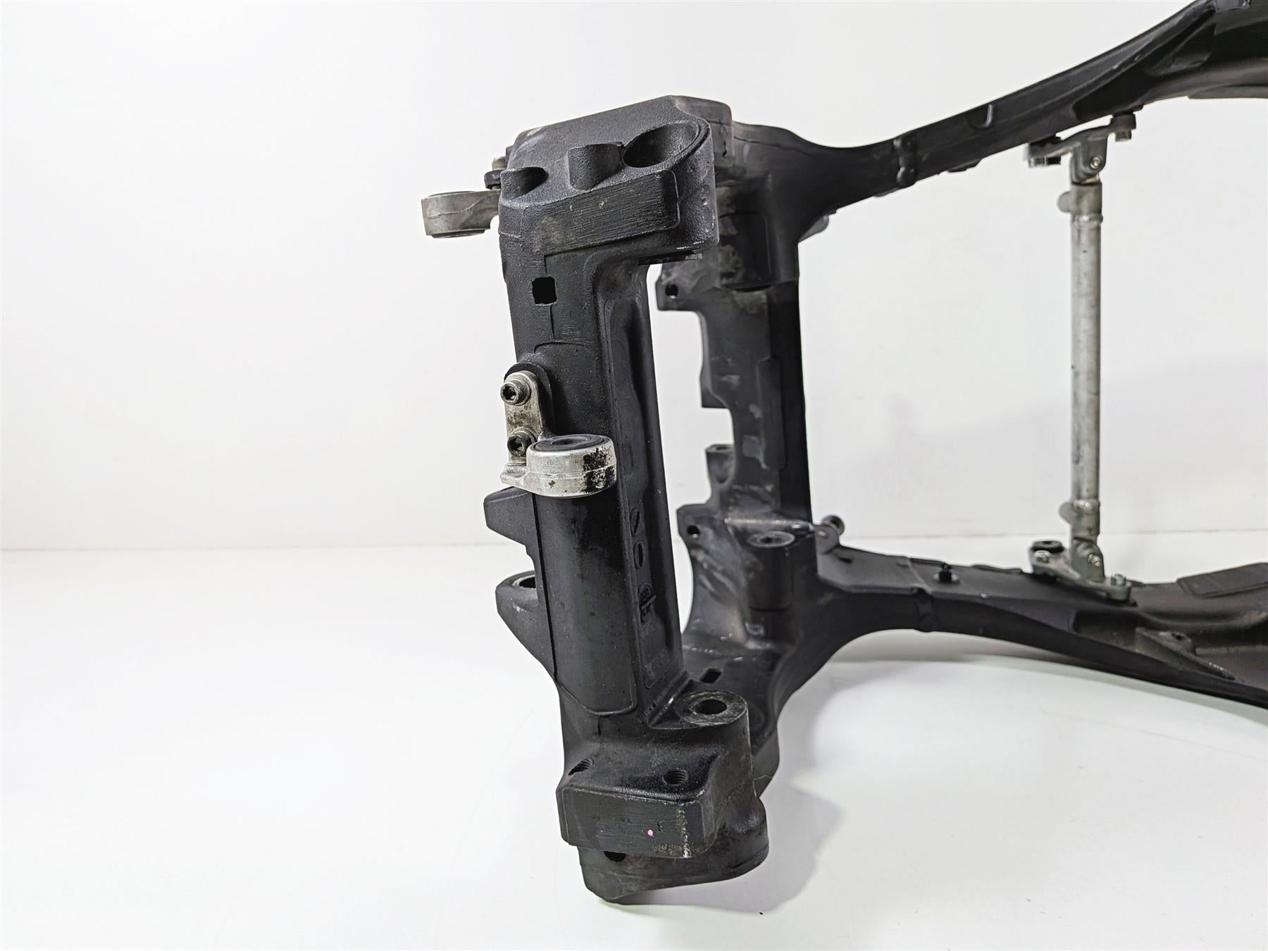 2024 Yamaha YZF R1 RN65 Main Frame Chassis - Damage - With Salvage Texas Title 2CR-21110-00-00 {{ shop.shopifyCountryName }} - Mototech271