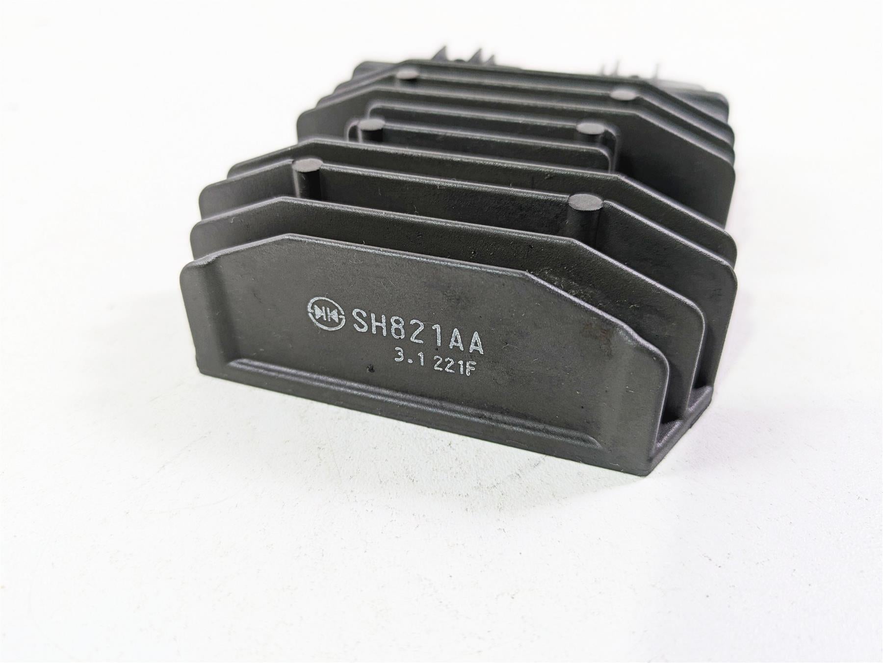 2013 Ducati Hypermotard 821 SP Rectifier Voltage Regulator SH821AA 54040321A {{ shop.shopifyCountryName }} - Mototech271