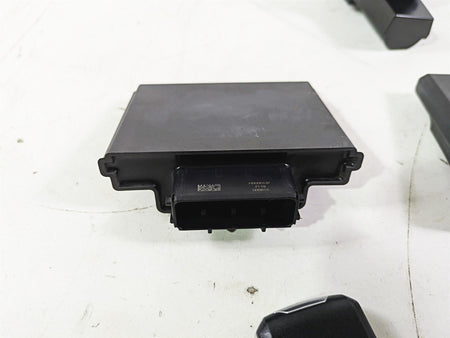 2022 KTM 1290 Super Adventure S Cdi Ecm Handsfree Ignition Switch 61941031000 {{ shop.shopifyCountryName }} - Mototech271