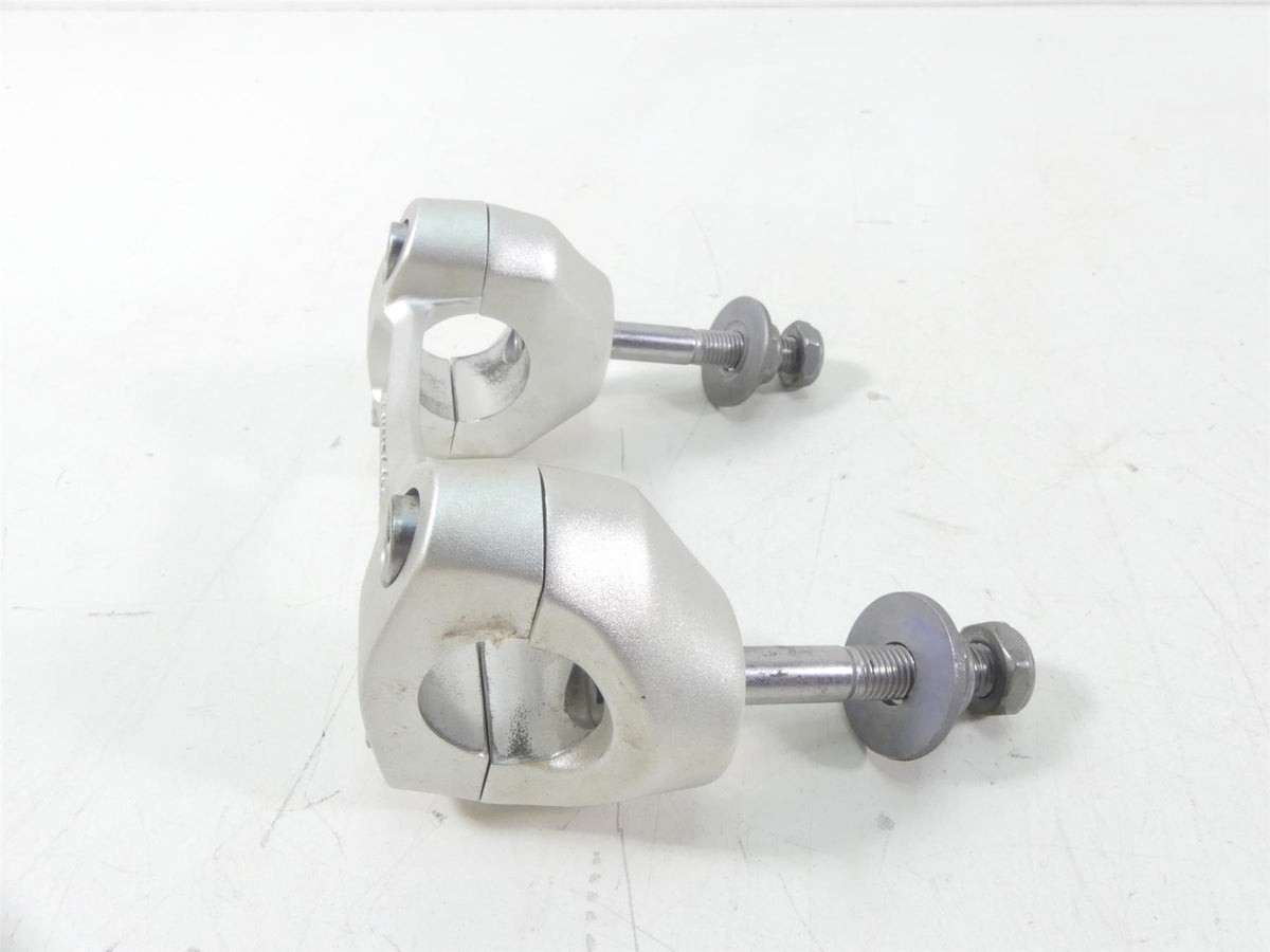 2019 Triumph Street Triple 765R Handlebar Holder Riser Set T2046815 {{ shop.shopifyCountryName }} - Mototech271