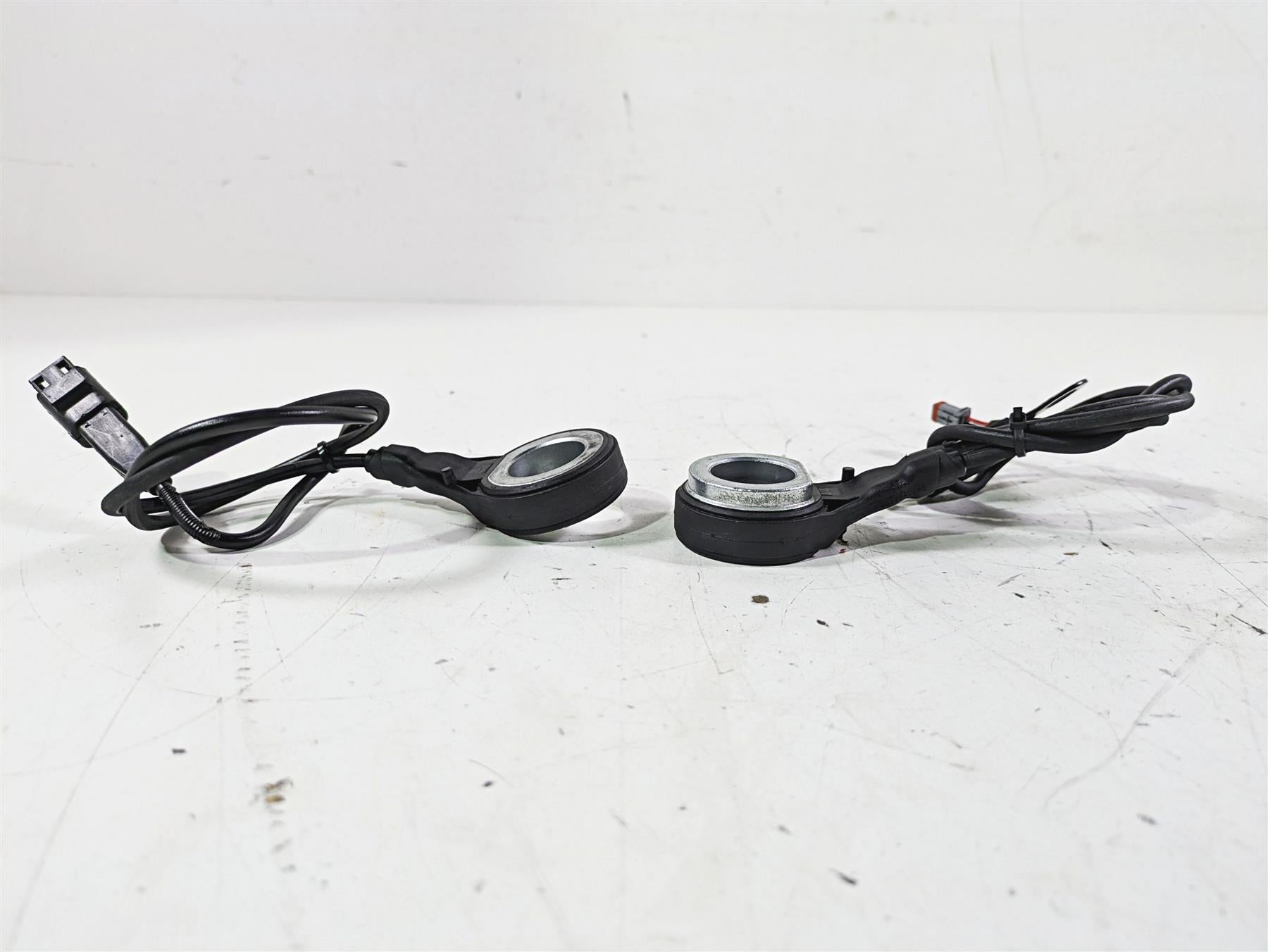 2019 Harley FLHCS Softail Heritage Front Rear Abs Brake Sensor Set 41100080 {{ shop.shopifyCountryName }} - Mototech271