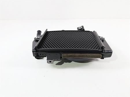 2022 Triumph Tiger 900 GT Pro Left Coolant Radiator And Fan T2104610 {{ shop.shopifyCountryName }} - Mototech271
