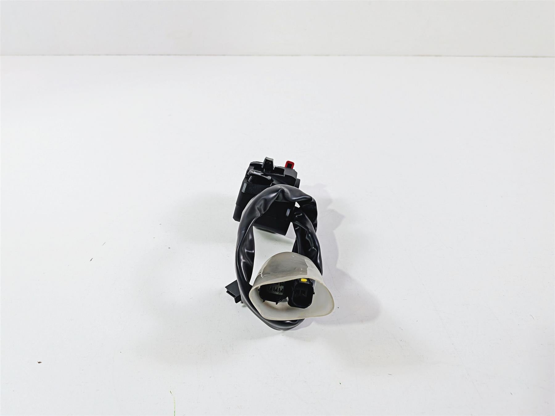 2024 Kawasaki EX500 Ninja 40th An. Left Hand Light Control Switch 46091-0649 {{ shop.shopifyCountryName }} - Mototech271