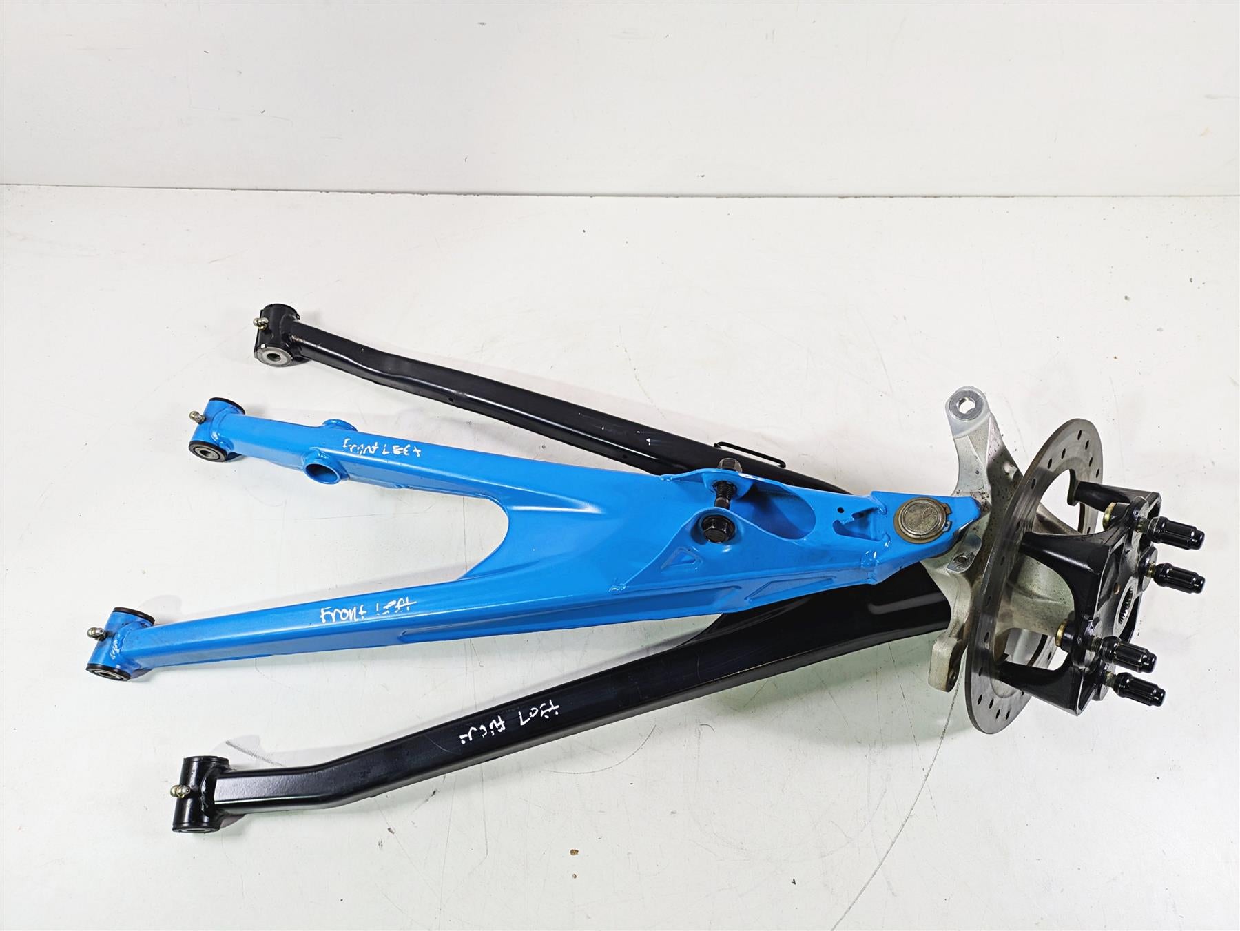 2018 Can Am Maverick X3 XRC Turbo R Front Left Knee Assembly 72" Blue 706203128 {{ shop.shopifyCountryName }} - Mototech271