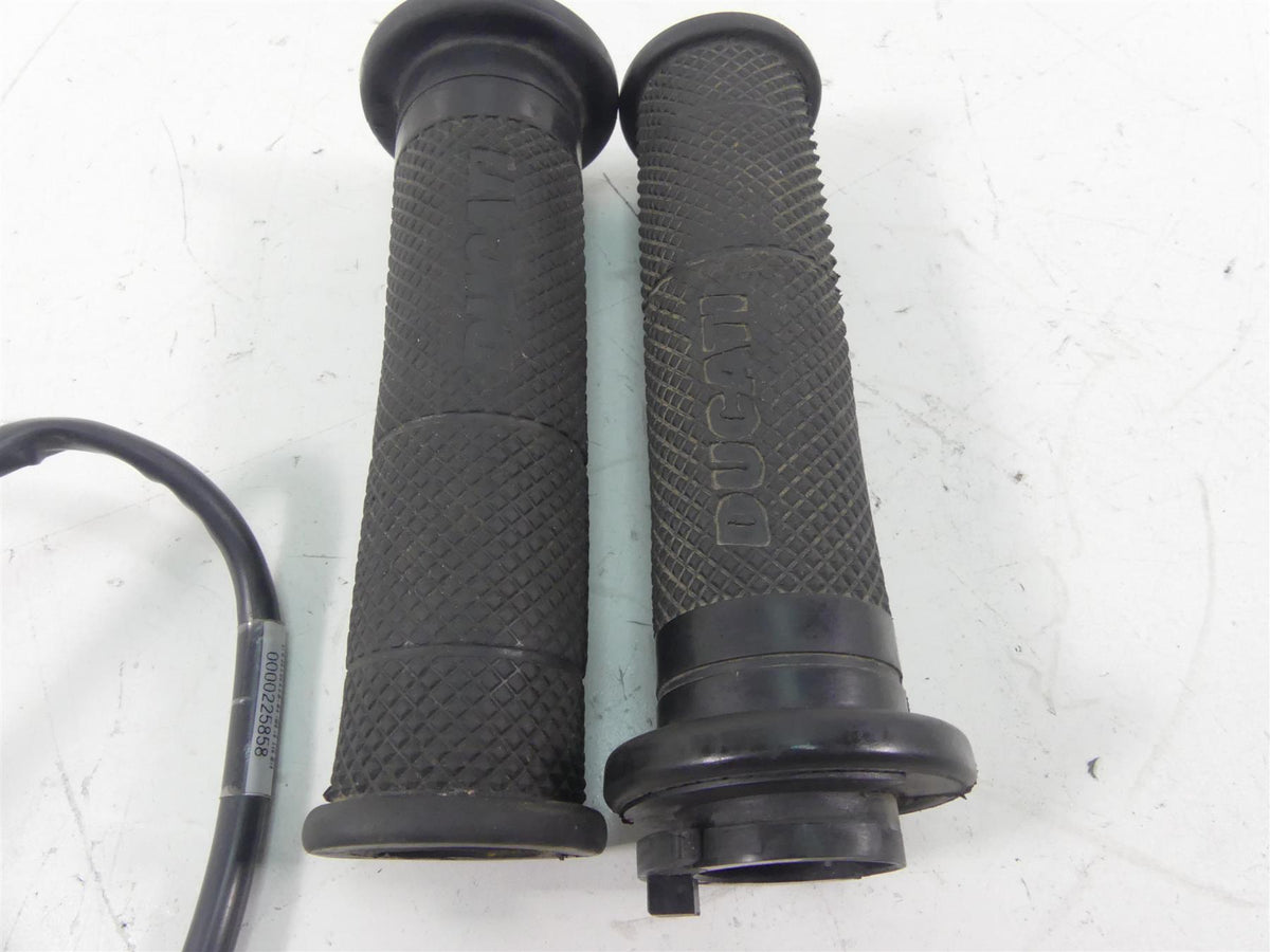 2018 Ducati Hypermotard 939 SP Ride By Wire Throttle Grip Handle 66020033E {{ shop.shopifyCountryName }} - Mototech271