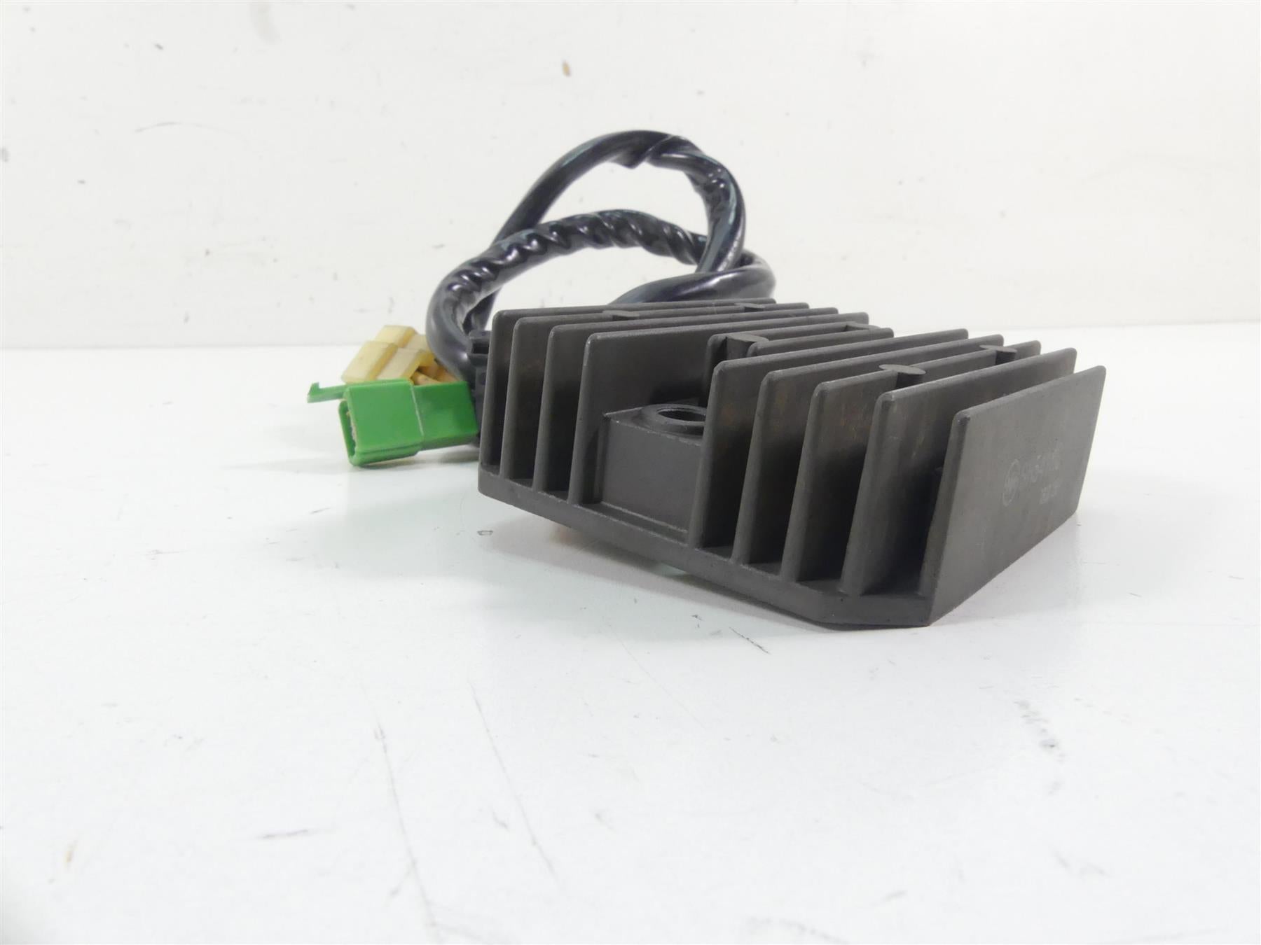 2007 Honda VT1100 C Shadow Spirit Rectifier Voltage Regulator 31600-MCK-A51 {{ shop.shopifyCountryName }} - Mototech271