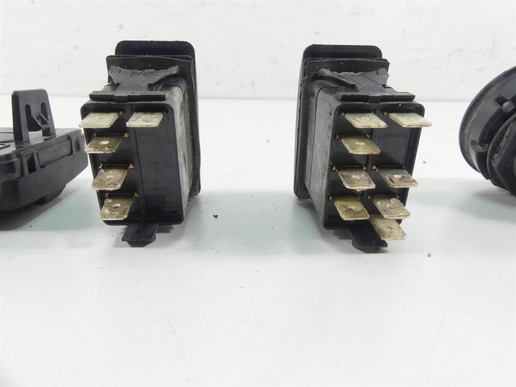 2020 Can Am Maverick X3 XMR Turbo RR Start Stop Light All Switch Set 710006059 {{ shop.shopifyCountryName }} - Mototech271