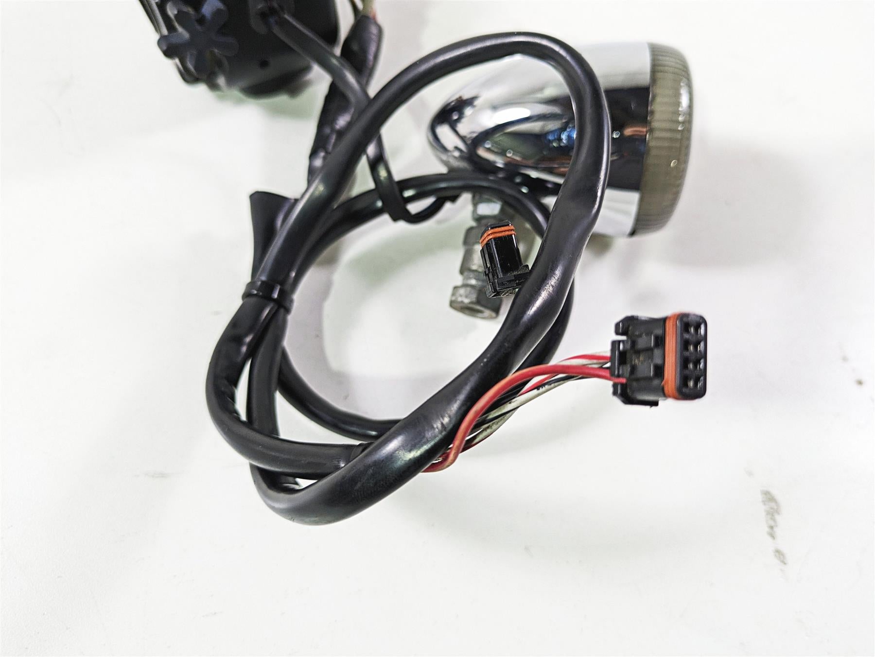 2017 Harley Dyna FXDB Street Bob Right Control Switch & Blinker -READ 71500360 {{ shop.shopifyCountryName }} - Mototech271