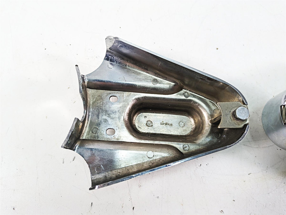 2000 Harley FXSTS Softail Springer Kuryakyn Chrome Rear Axle Cover Set 8202 {{ shop.shopifyCountryName }} - Mototech271
