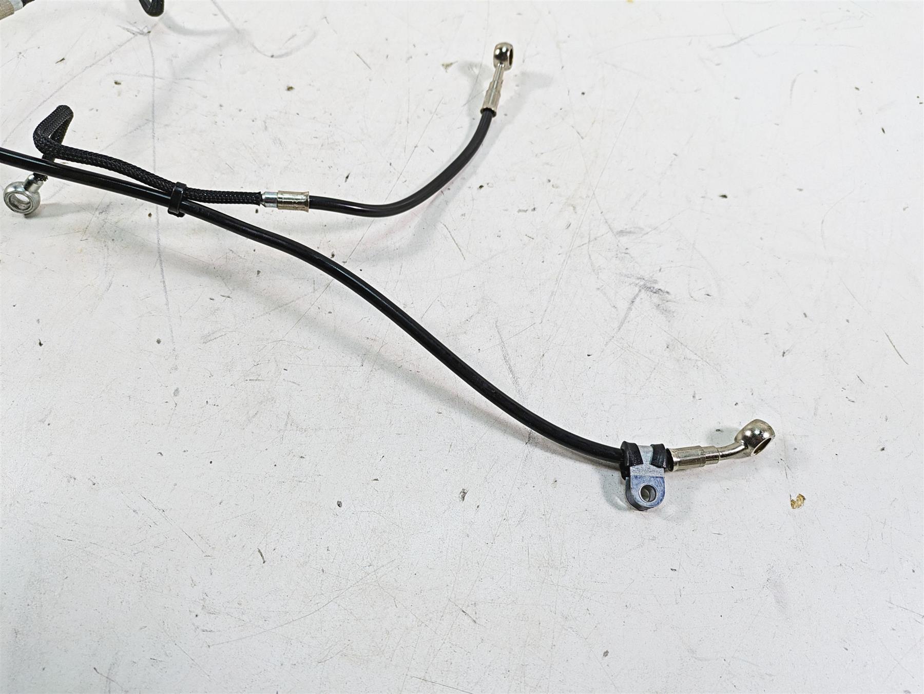 2020 Ducati Scrambler 1100 Sport Pro Rear Abs Brake Line Hose Set 61911021A {{ shop.shopifyCountryName }} - Mototech271