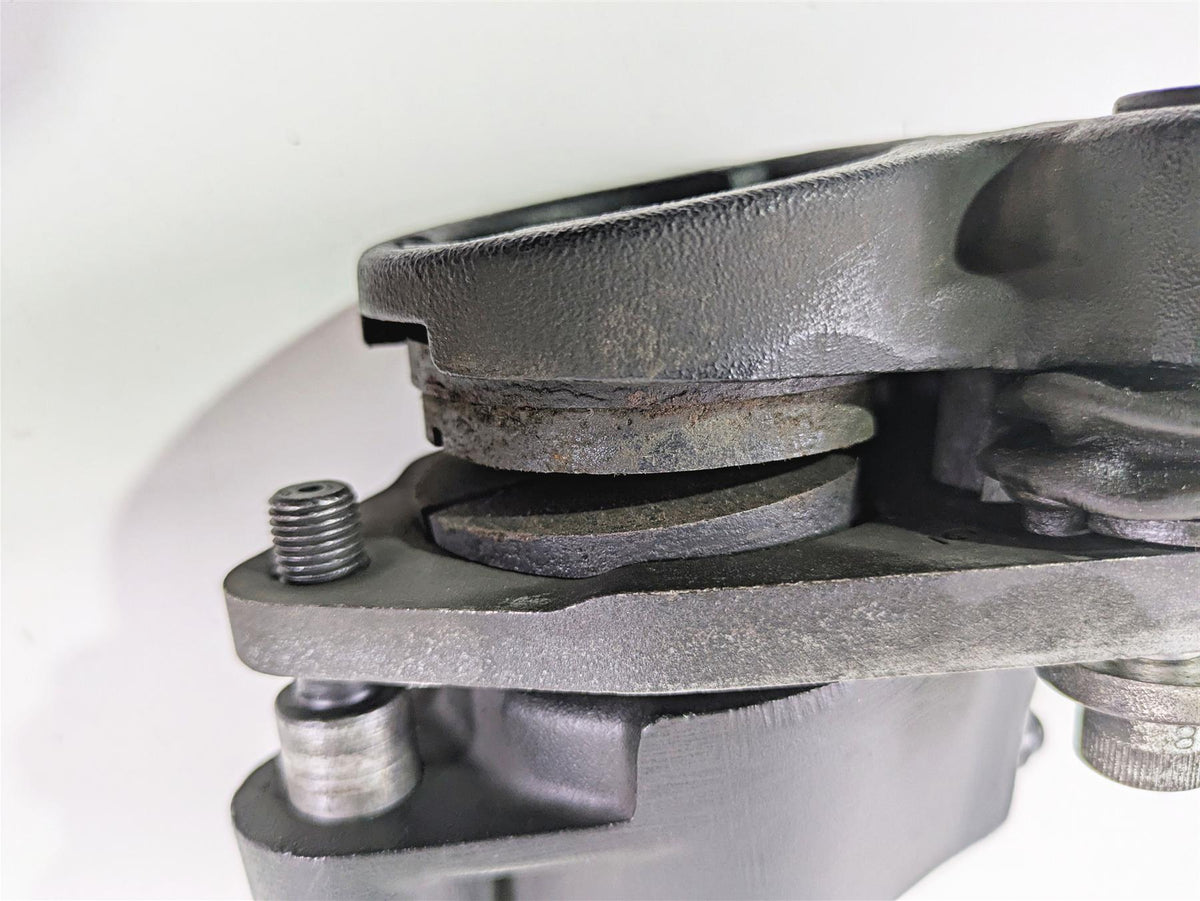 1999 Harley Dyna FXDL Low Rider Front Brake Caliper Set 44023-83C 44046-84C {{ shop.shopifyCountryName }} - Mototech271