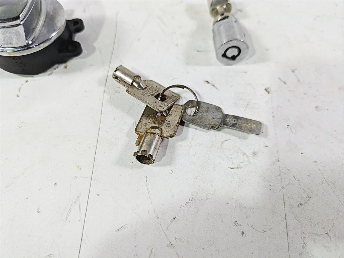 2003 Harley Softail FXSTDI Deuce 100th Ignition Switch Key Lock Set 71450-04 {{ shop.shopifyCountryName }} - Mototech271