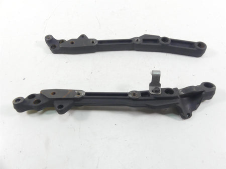 2013 Victory Cross Country Lower Engine Cradle Mounts Holder L 5137537 R 5136540 {{ shop.shopifyCountryName }} - Mototech271