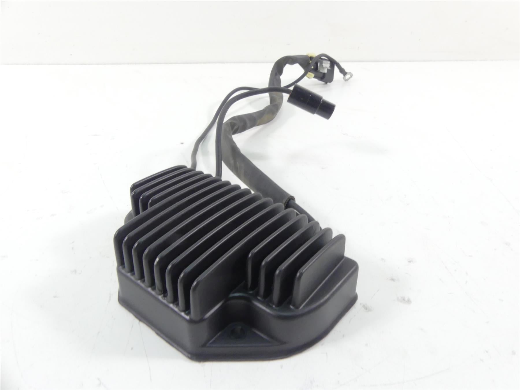 2006 Harley VRSCD Night V Rod Rectifier Voltage Regulator 74440-01 {{ shop.shopifyCountryName }} - Mototech271