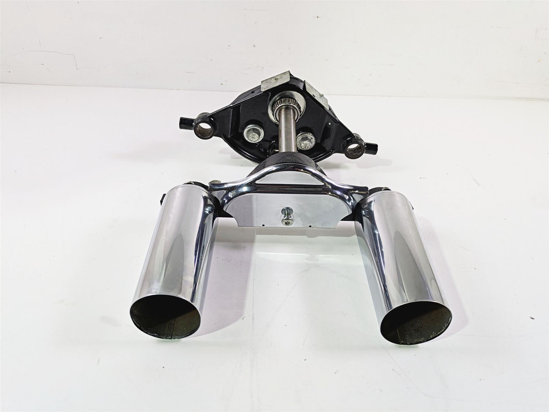 2007 Harley Touring FLHRSE CVO Road King Triple Trees & Riser Set 45446-87A {{ shop.shopifyCountryName }} - Mototech271