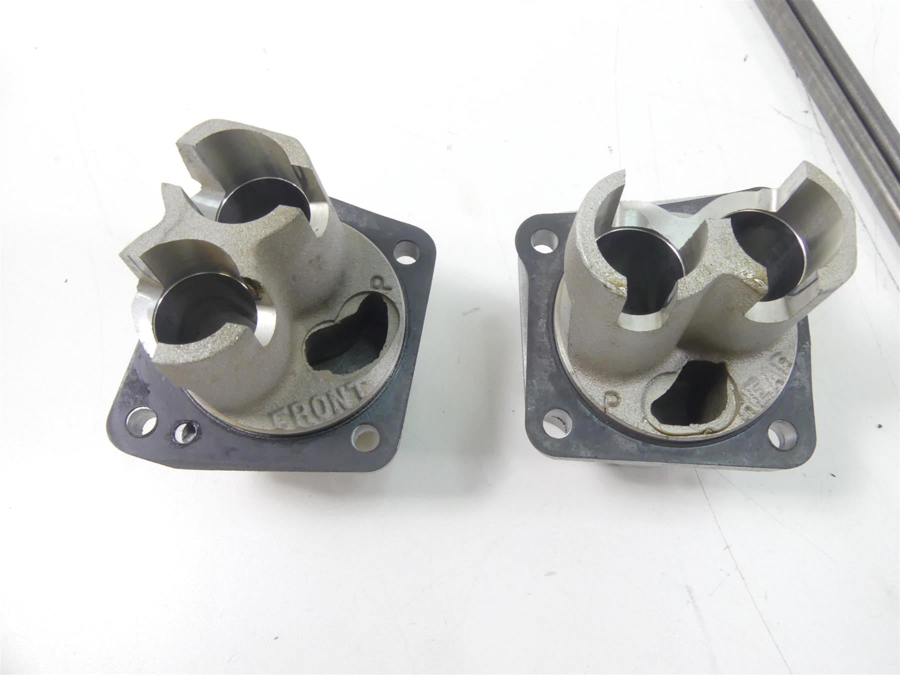 2000 Harley Dyna FXR4 CVO Super Glide Push Rod Lifter Cover Set 18523-86B {{ shop.shopifyCountryName }} - Mototech271
