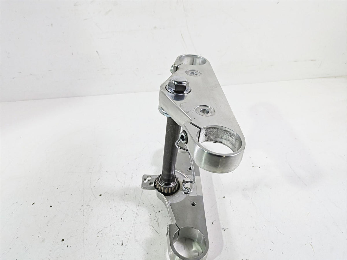 2002 Honda VTX1800 Retro Upper & Lower Triple Tree Set 53230-MCV-000 {{ shop.shopifyCountryName }} - Mototech271