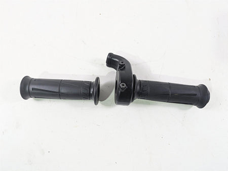 2024 Kawasaki ZX6R ZX636 Ninja Throttle Grip Handle Set 46019-0020 {{ shop.shopifyCountryName }} - Mototech271
