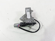 Load image into Gallery viewer, 2018 Indian Chieftain Limited Windshield Screen Motor Actuator 4016791 | Mototech271
