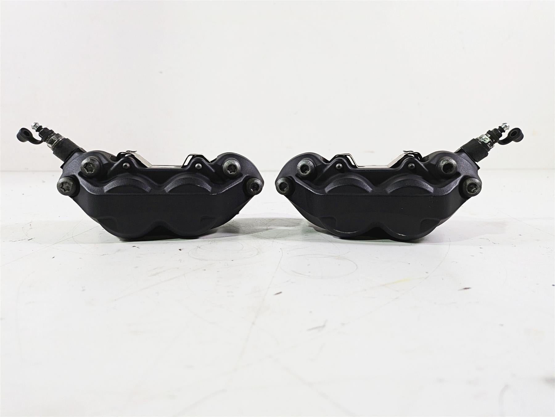 2016 Moto Guzzi Stelvio 1200 8V NTX Brembo Front Brake Caliper Set 887067 887068 {{ shop.shopifyCountryName }} - Mototech271