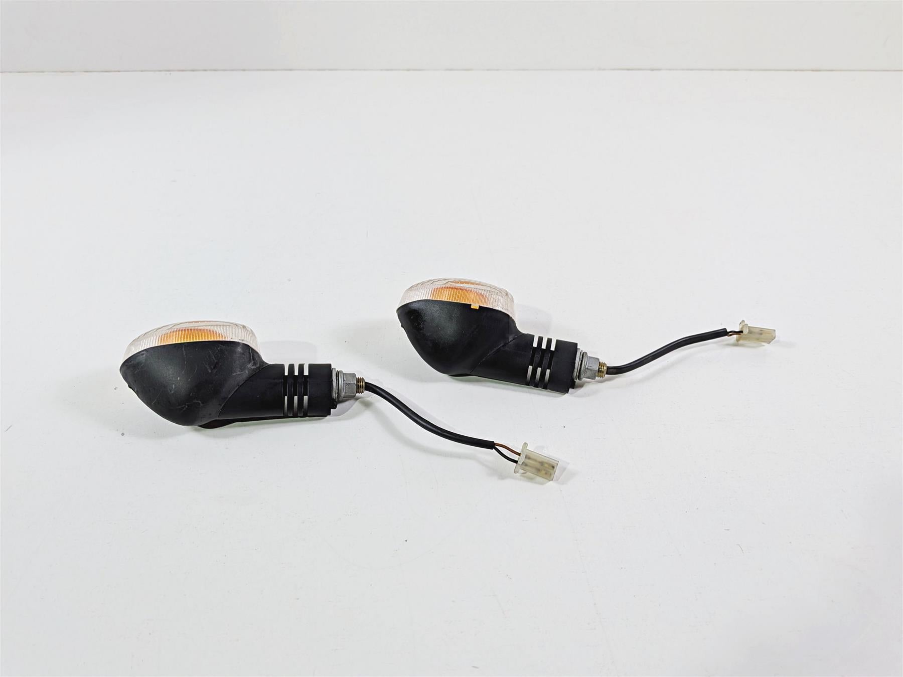 2005 KTM 950 LC8 Adventure Front Blinker Turn Signal Set 58414026100 58414028100 {{ shop.shopifyCountryName }} - Mototech271
