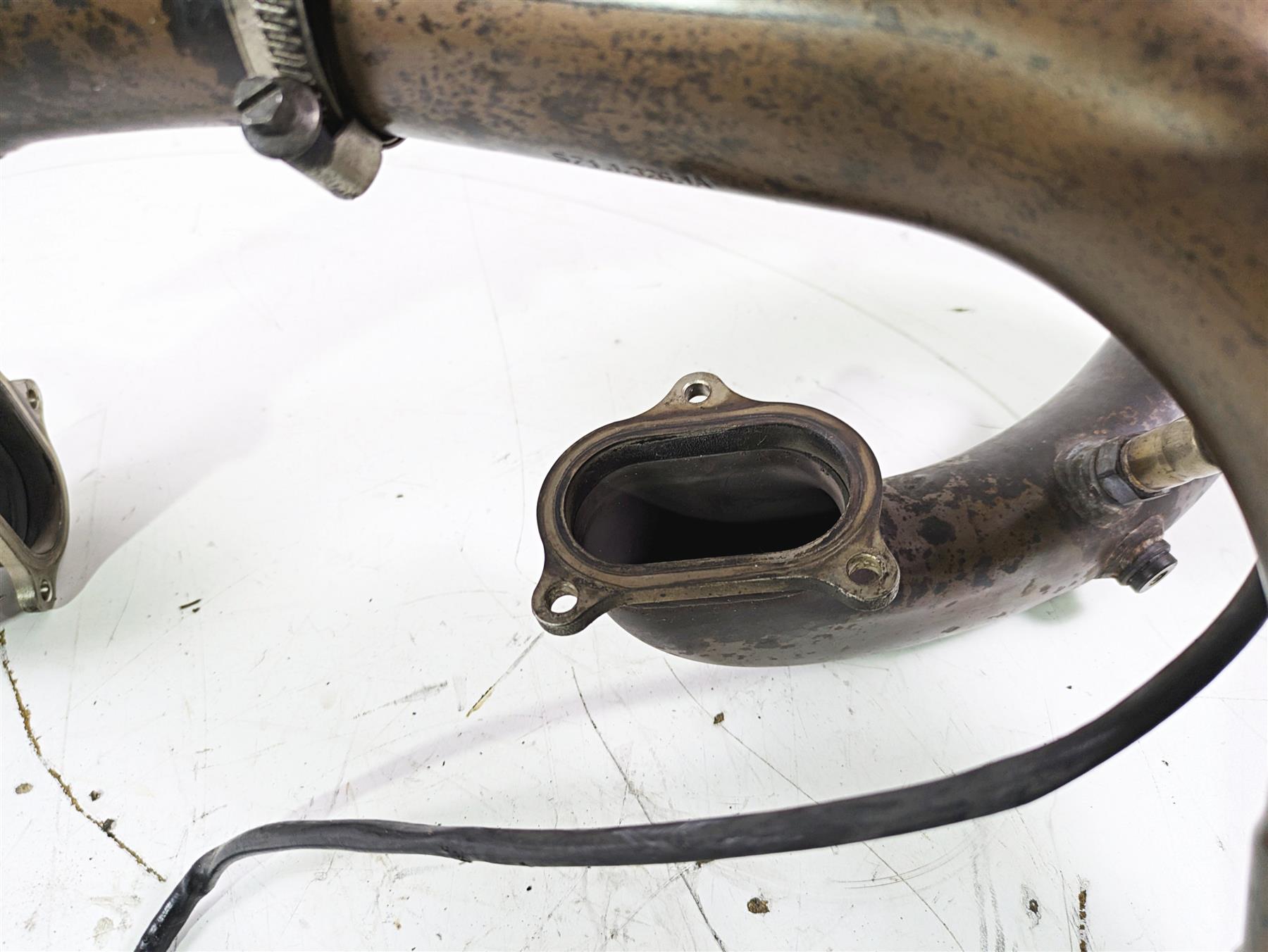 2017 Ducati Monster 1200 S Exhaust Header & Servo Motor H 57211632A S 59340301C {{ shop.shopifyCountryName }} - Mototech271