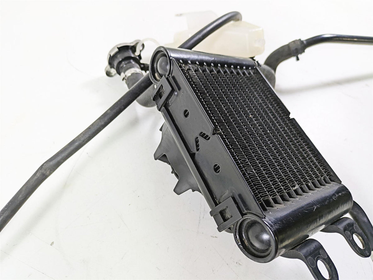 2017 Harley Touring FLHTKSE CVO E-Glide Right Radiator Fan Hoses Set 26800005 {{ shop.shopifyCountryName }} - Mototech271