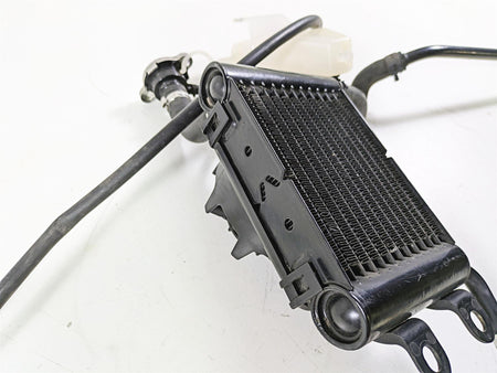 2017 Harley Touring FLHTKSE CVO E-Glide Right Radiator Fan Hoses Set 26800005 {{ shop.shopifyCountryName }} - Mototech271