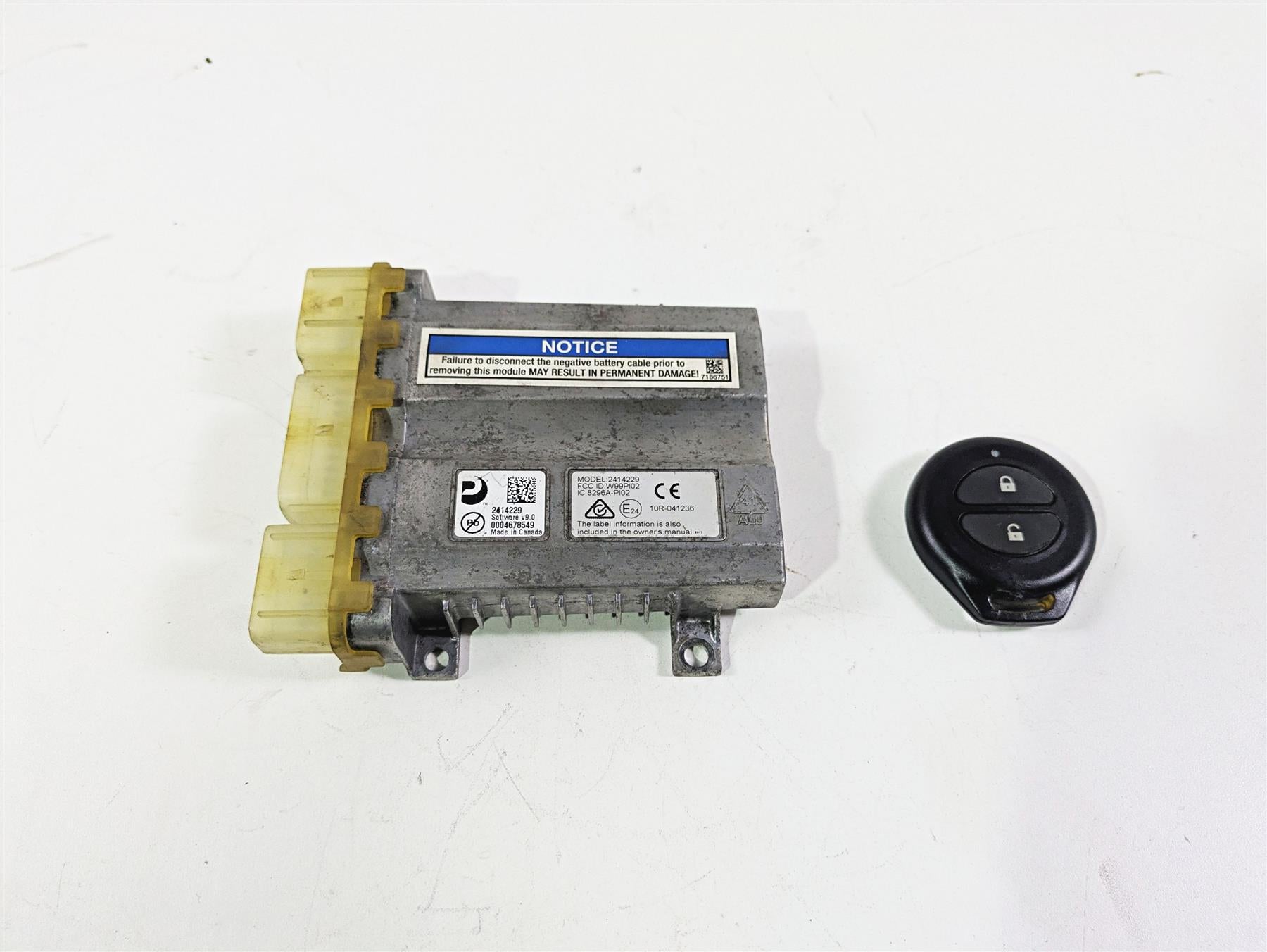 2018 Indian Springfield Dark Horse Vcm Vehicle Control Module & Fob 2414229